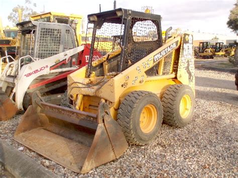 2070 mustang skid steer for sale|2070 mustang specs.